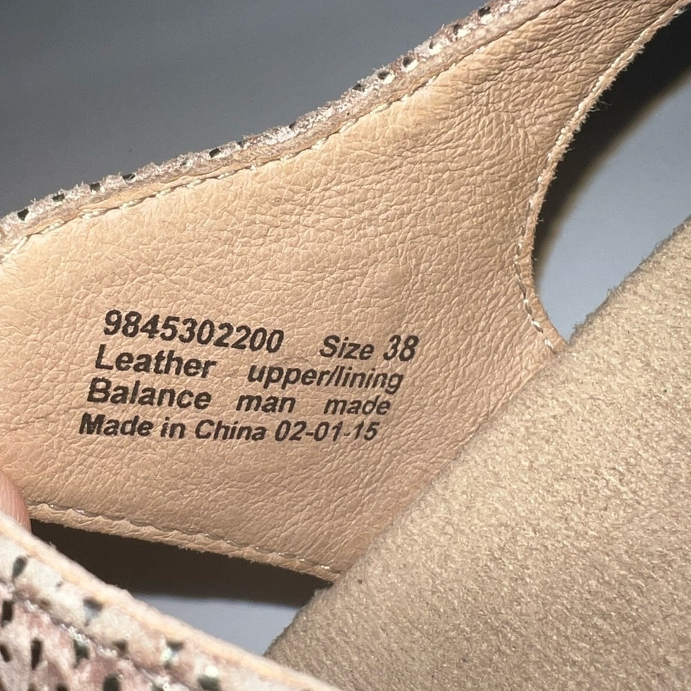 Dansko Sonnet Tan Snakeskin Leather Sandals - Picture 11 of 12